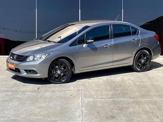HONDA CIVIC 1.8 LXS 16V FLEX 4P AUTOMÁTICO